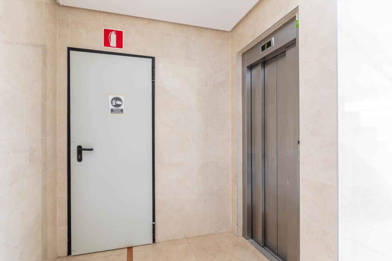 Isola Beachside Apartment Valencia Exterior foto